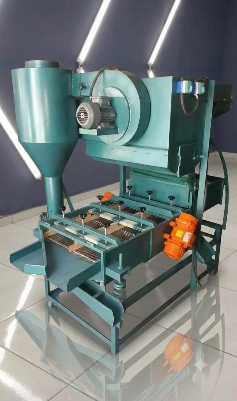 Vibrasyonlu Eleme Makinası — Yeşil Çok Katlı Model — görsel 1